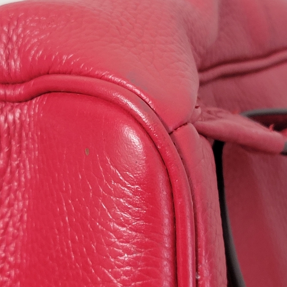 Michael Kors Abbey Medium Pebbled Leather Backpack. - Picture 13 of 16